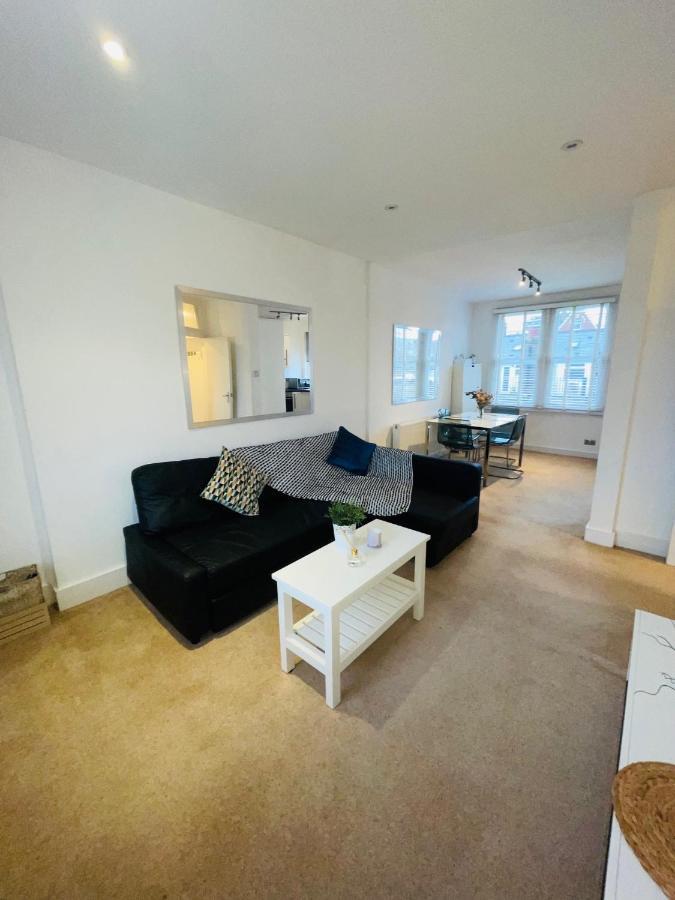 Marylebone 2 Bedroom Apartment! Лондон Экстерьер фото